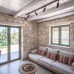 Irini Villa *