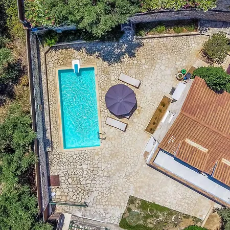 Irini * Ξηροκάστελλο