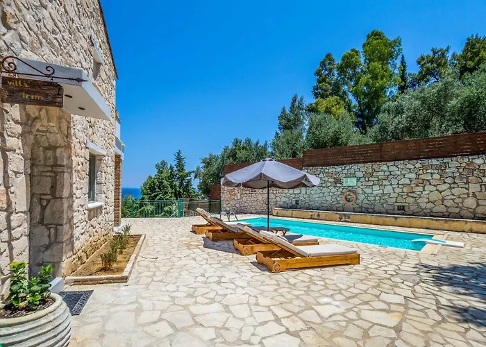 Irini Villa Xirokastellon